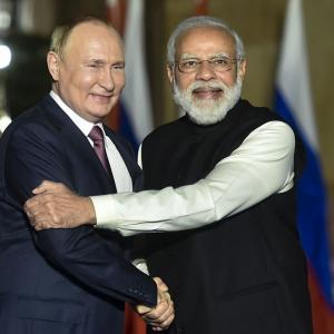 Modi meets Putin, says Covid failed to affect ties