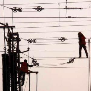 Soon consumers can choose electricity provider: FM