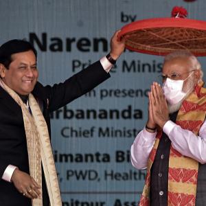 Foreign powers want to defame Indian tea: PM in Assam