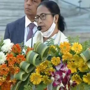 Mamata declines to speak at Netaji event