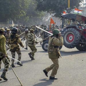 Farmers broke deal, many cops injured: Delhi Police