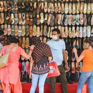 Delhi's Janpath Market shut for Covid norm violation