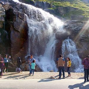 Cause of concern: Govt on crowded tourist spots