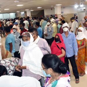 India's Covid count goes up by 392,488; deaths by 3689