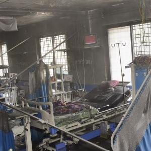 Maha hospital fire: Victims' kin in a state of shock