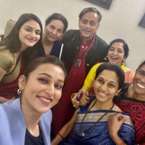 Tharoor's tweet on selfie with women MPs sparks row