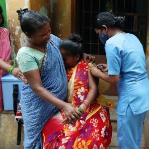 India saw drop in new weekly Covid cases, deaths: WHO