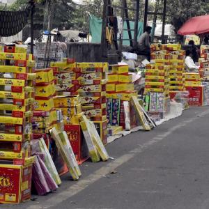 Implement cracker ban strictly: SC warns officials