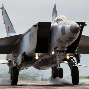 MiG 25: The Fighter who Shot Differently
