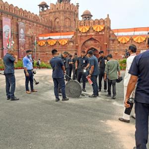 7,000 invitees, over 10,000 cops at Red Fort for I-Day