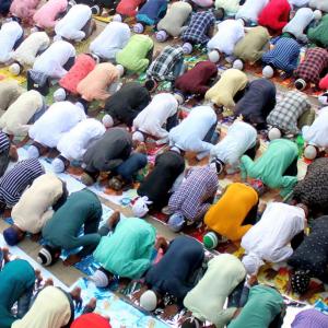 FIR over offering namaz in open 'expunged' in UP