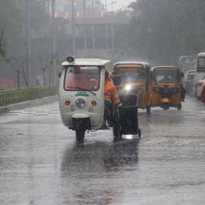 Cyclone Mandous brings rainfall before hitting TN