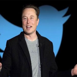 Should I step down as head of Twitter, asks Elon Musk