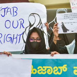 RSS's Muslim wing supports 'hijab'-clad students