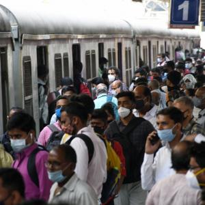 No plan to curb Mumbai train travel for now: BMC