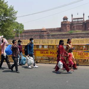 Delhi's migrants face lockdown fear amid Covid surge