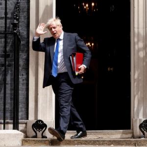 Boris Johnson agrees to step down as UK PM
