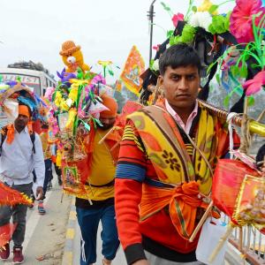 UP plans to ban open meat sale on Kanwar Yatra routes