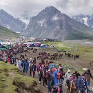 Amarnath yatra resumes, but many questions remain