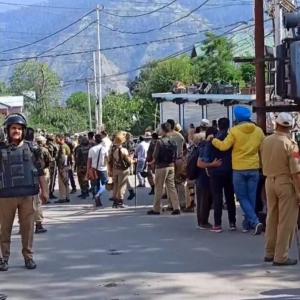 Curfew in 2 J-K districts amid communal tension