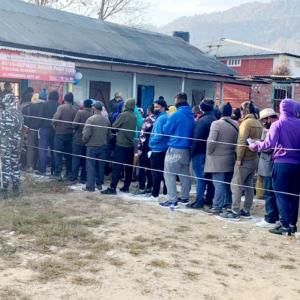 76.04% voter turnout reported in Manipur amid violence