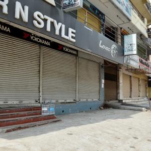 Muslims shut shops in K'taka against hijab verdict