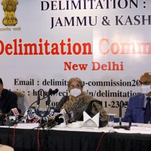 2 Kashmiris challenge delimitation exercise in SC