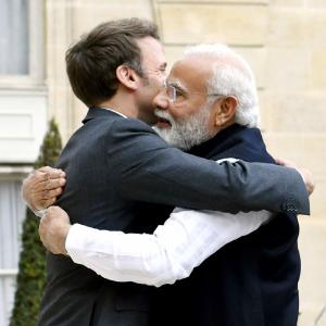 Modi meets French Prez Macron in Paris