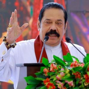 Amid resignation report, SL PM ready for 'sacrifice'