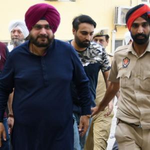 No Cong leader seen with Sidhu as he goes to jail
