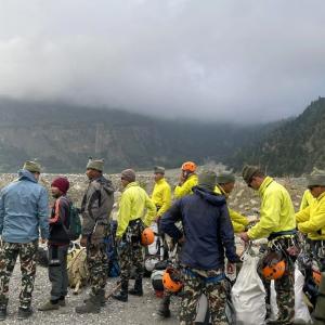 Last body recovered from Nepal plane crash site