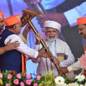 Will Gujarat Be A Cake Walk For BJP?