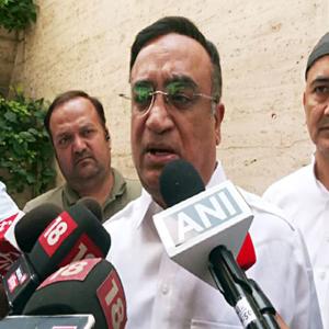 Cong asks Maken to continue as Rajasthan in-charge