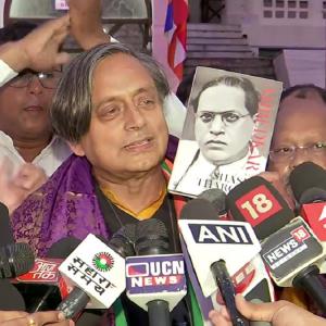 Cong prez poll: Tharoor ready for debate, Kharge not