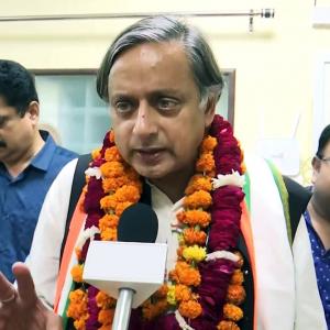 Tharoor camp flagged 'irregularities' in counting