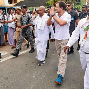Rahul uniting India wearing foreign T-shirt: Shah