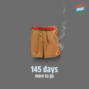 Cong tweets image of khaki shorts on fire, BJP slams