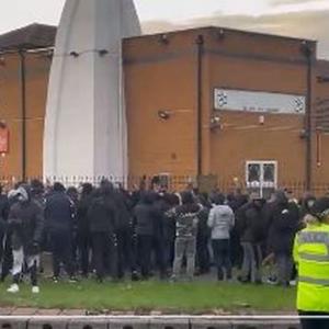 Muslim protest outside UK temple turns violent, 1 held