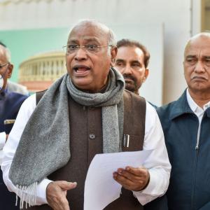 Kharge ready to join Cong poll fray if Sonia says so
