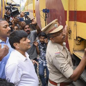 Suspect held in Kerala train fire that claimed 3 lives