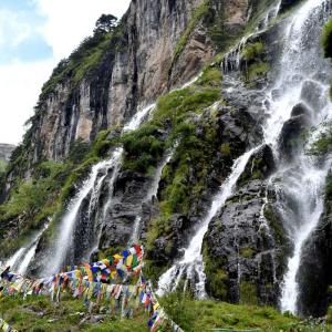 When Chinese Tried To Grab Waterfalls in Arunachal