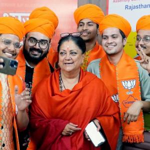 Nearly 10 Rajasthan BJP MLAs meet Vasundhara Raje