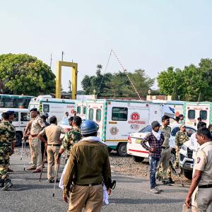 9 killed in blast at explosives making unit in Nagpur