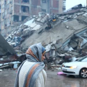 Over 4,000 dead in devastating quakes in Turkey, Syria