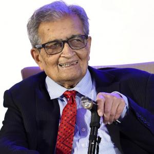 Land row: Visva-Bharati gives 2 options to Amartya Sen