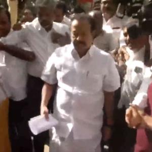 TN minister gave illegal mining licences to family: ED