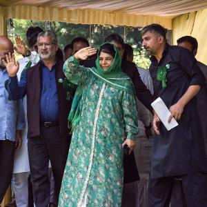 Mufti saab put Art 370 condition to BJP: Mehbooba