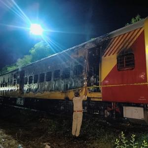 1 held for burning train coach in Kerala