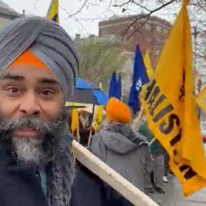 Khalistani protesters attack Indian journalist in US