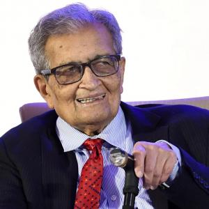 HC stays Visva-Bharati's move against Amartya Sen